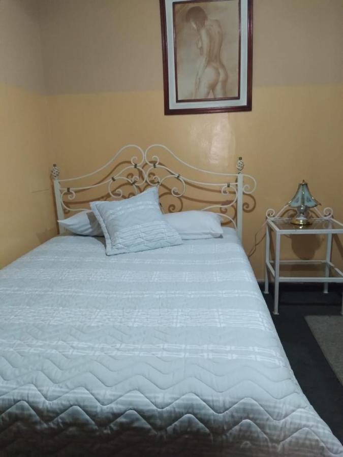 Alquimia Hostal Кито Экстерьер фото