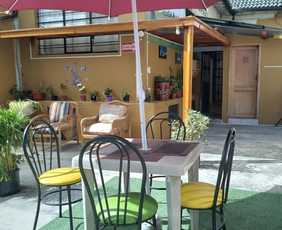 Alquimia Hostal Кито Экстерьер фото